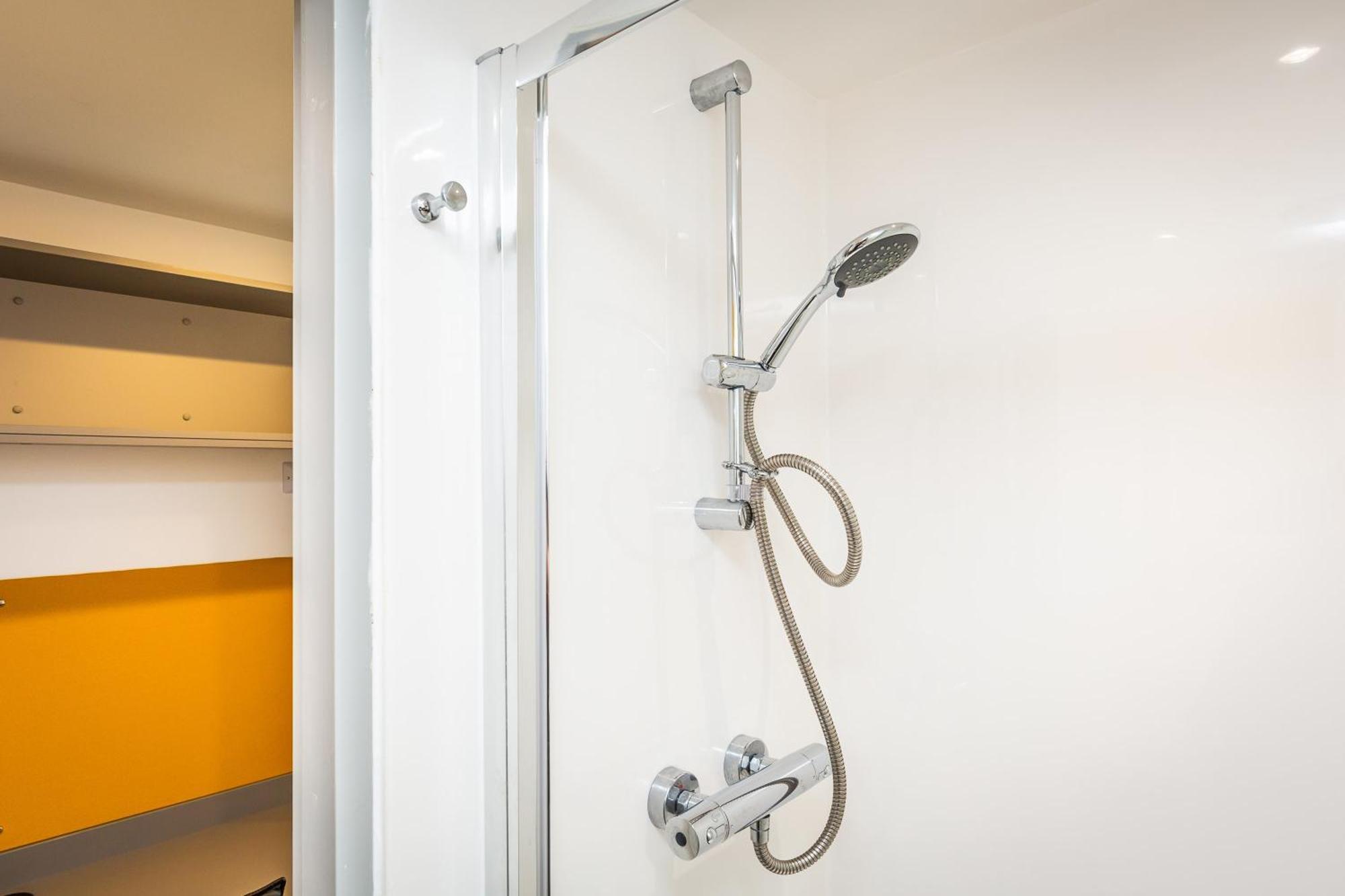 Ensuite Room With Shared Kitchen, Close To Centre- 18 Above Lincoln Exterior foto